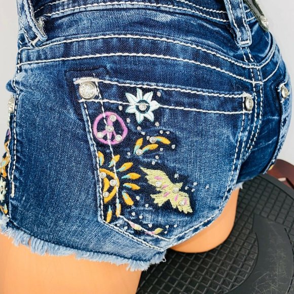 Miss Me 24 Signature Short Denim Hippie Peace Love Rhinestone Accented - Picture 5 of 10